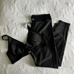 ALO Yoga Black Leggings
